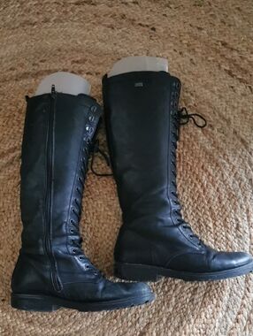 Womens Remonte Black Lace up Tactical Boots with Side Zip. Size 10